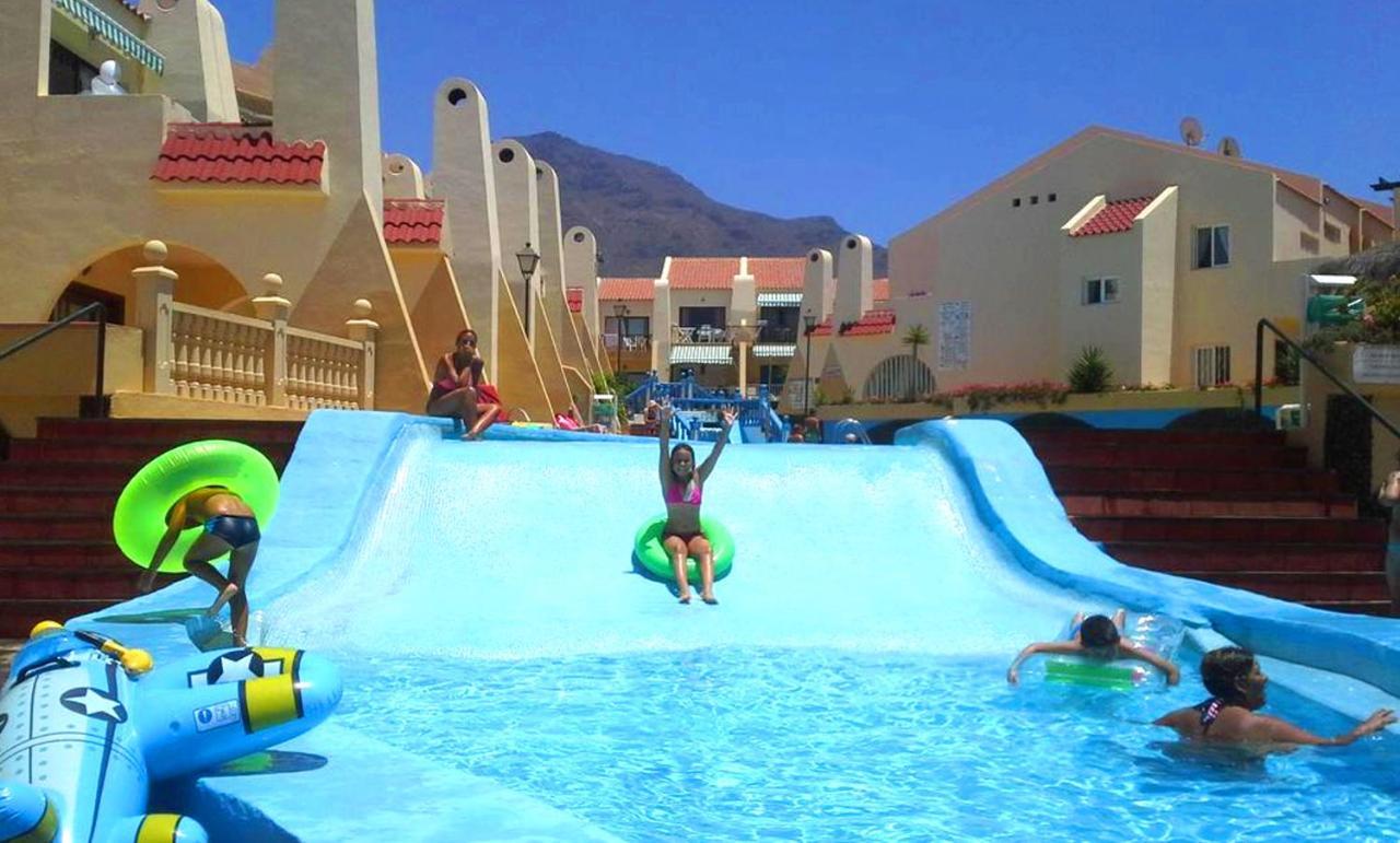Apartment Comfortable Next To The Pools