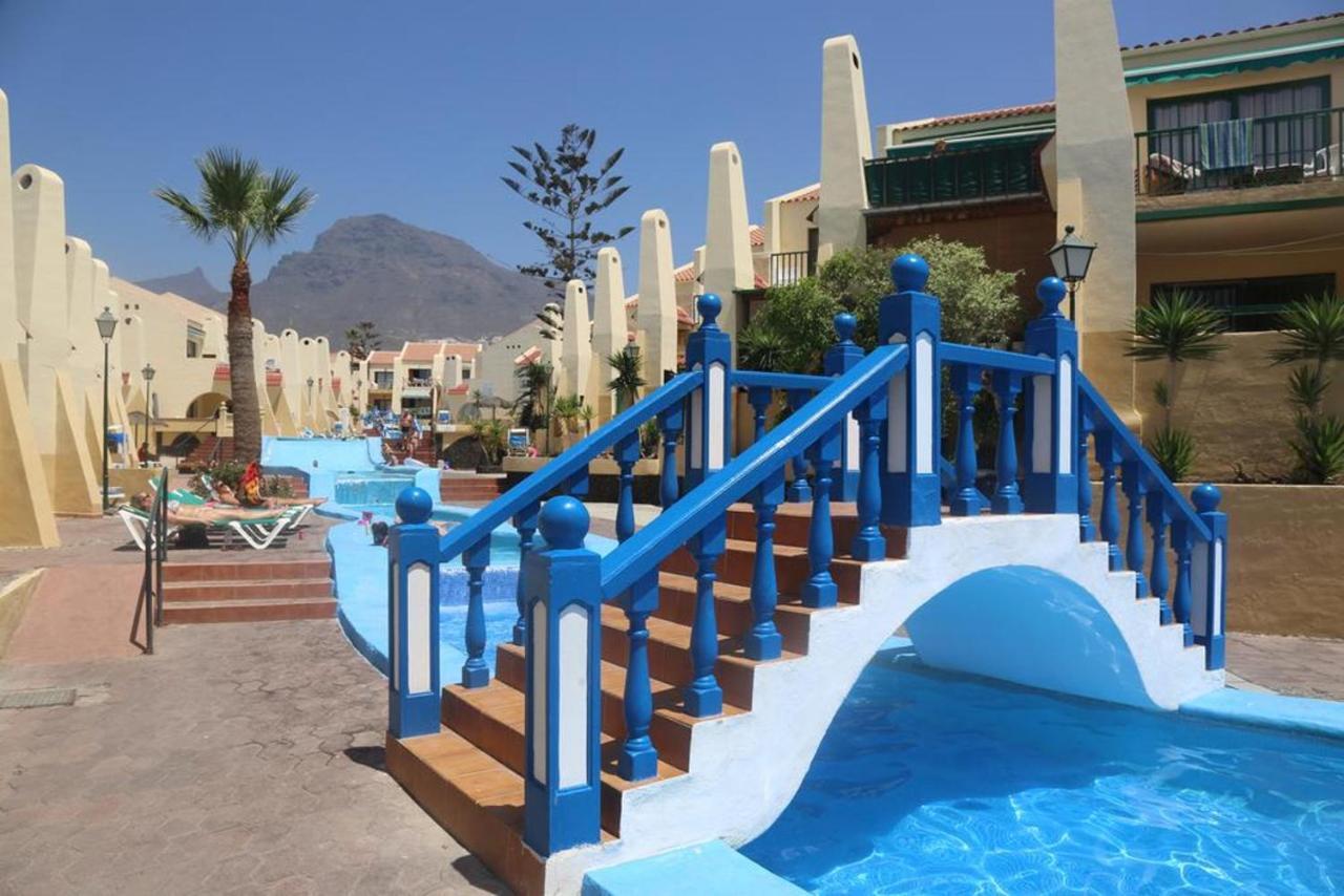Comfortable Next To The Pools Appartement